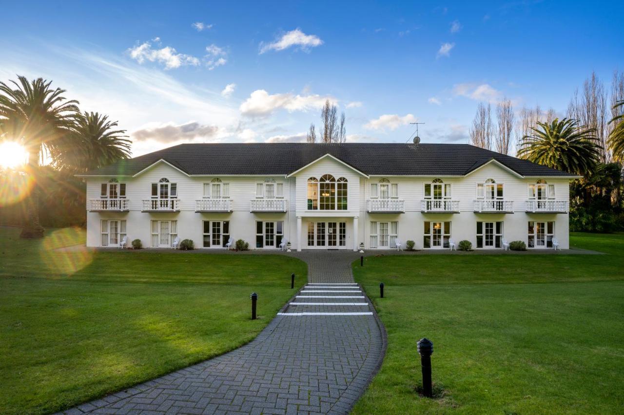 Wallaceville Motor Lodge Upper Hutt Eksteriør billede