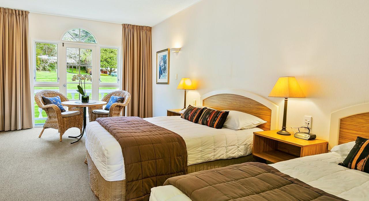 Wallaceville Motor Lodge Upper Hutt Eksteriør billede