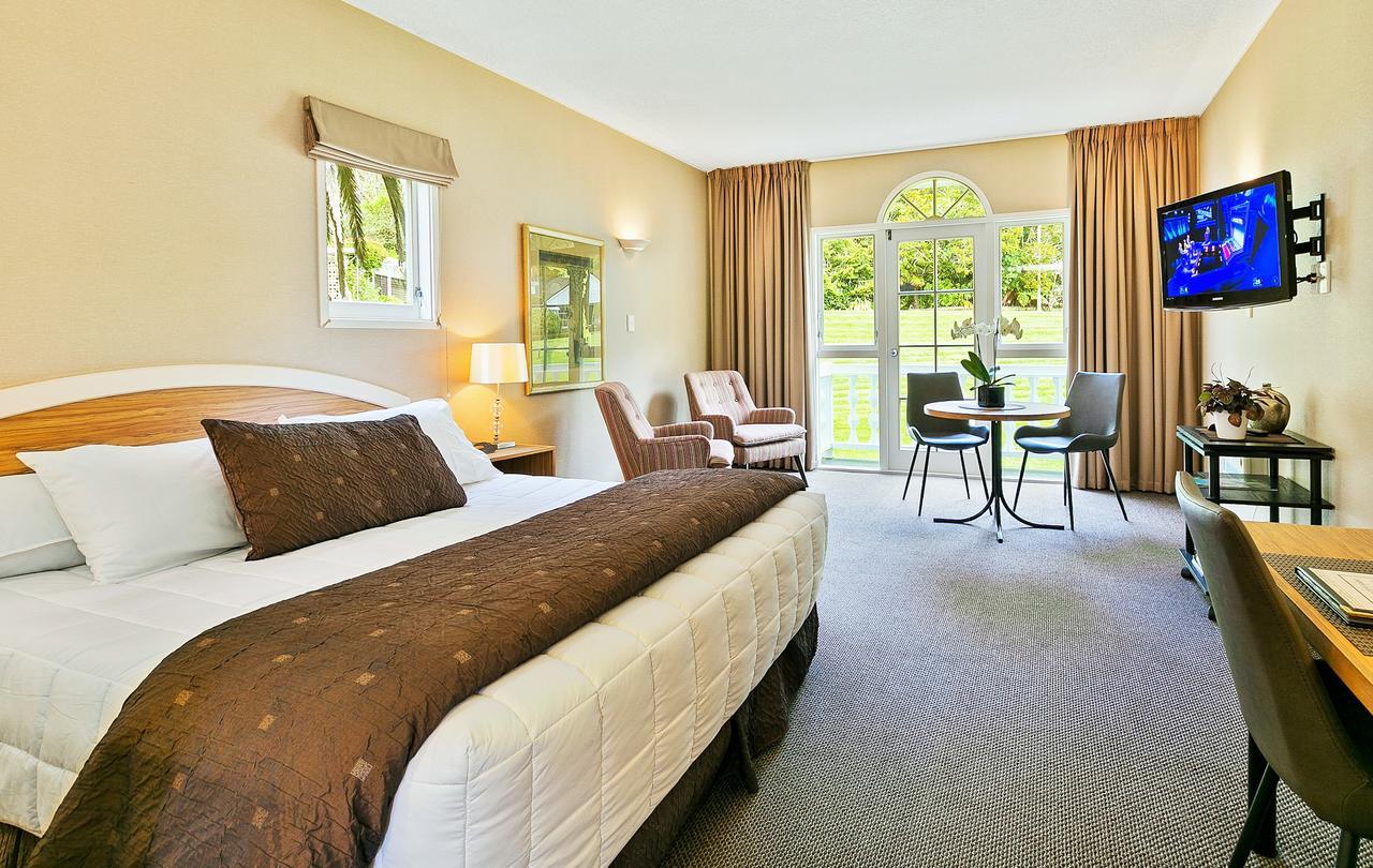Wallaceville Motor Lodge Upper Hutt Eksteriør billede